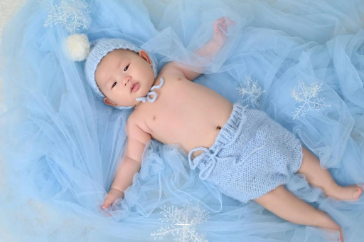 双峰孕妇肚子上长红点